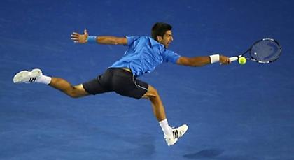 Στα ημιτελικά ο Τζόκοβιτς