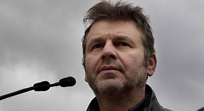 Γκλέτσος: Δώστε μας ένα ευρώ για να συνεχίσει να υπάρχει η «Τελεία»