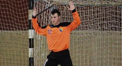 Στα κιτρινόμαυρα ο Πλεχ