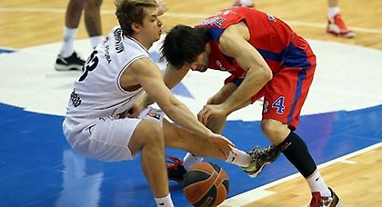 Η ΤΣΣΚΑ τη νίκη, η Νίζνι το… χειροκρότημα!