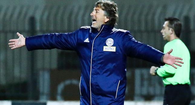 Βλάχος: «Να βγούμε μπροστά…»