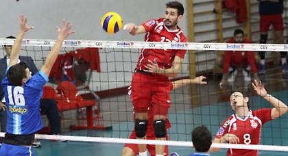 «Βόμβα» με Σμαραγδή ο Φοίνικας