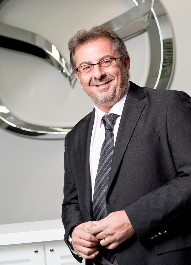 Ανέλαβε διευθυντής στη Mazda Ελλάδος,