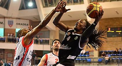 Νίκη αλά ΝΒΑ για Αβτοντορ