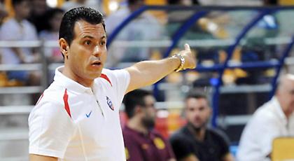 Ιτούδης: «Δυνατός ο Ολυμπιακός, καυτό το ΣΕΦ»