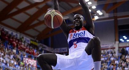 Της «έκοψε» τη φόρα