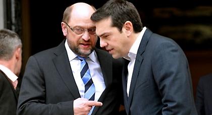 Ο Σουλτς ζητάει από τον Τσίπρα να γίνει... πρωθυπουργός!