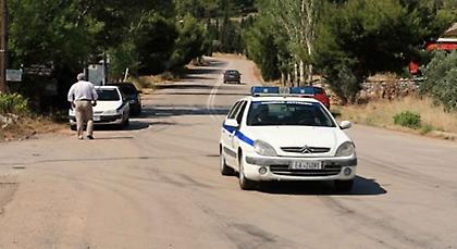 Χειροπέδες σε τέσσερις νεαρούς ληστές στον Ισθμό