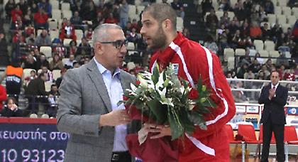 Βασιλόπουλος: «Ολυμπιακός για… τελικό»