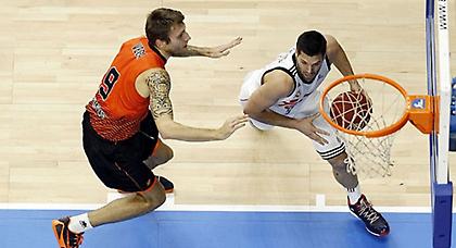 Συνεχίζει το… κυνήγι η Ρεάλ