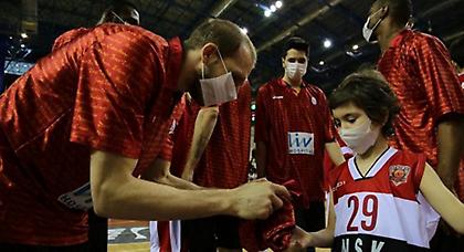 Συγκινητική χειρονομία στην τουρκική λίγκα (video)