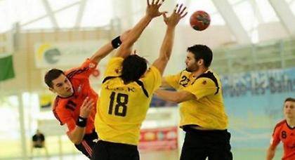 Πολυτιμότεροι Παπαδόπουλος, Μπουκοβίνας