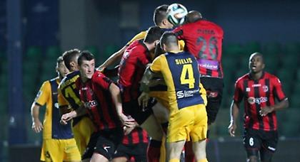 «Φτεροπόδαρος» Παουλίνιο!