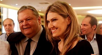 Πιέζουν την Εύα Καϊλή για την… διαδοχή