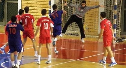 Ντέρμπι παραμονής και φιναλίστ