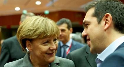 Πώς Τσίπρας και Μέρκελ έφτασαν από το Grexit κοντά στη συμφωνία