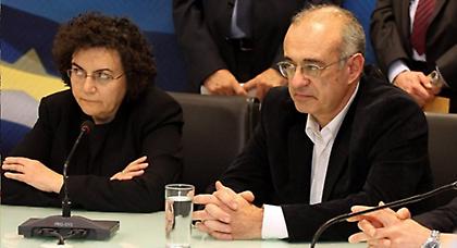 «Σαφάρι» Μάρδα- Βαλαβάνη για τα έσοδα