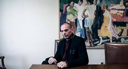 «Βαρουφάκης: Ο Έλληνας που αλλάζει το παιχνίδι», γράφει καναδικό περιοδικό