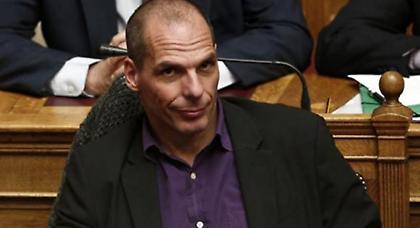 Spiegel για Βαρουφάκη: Οραματίζεται ένα «κοινωνικό πρόγραμμα» για όλη την ευρωζώνη