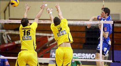 «Λύγισε» στο τέλος η ΑΕΚ