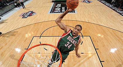 Αντετοκούνμπο: «Ελπίζω κάποτε να είμαι και την… Κυριακή»