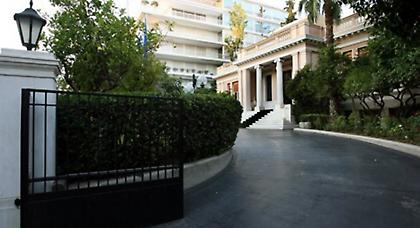 Θέλουμε να εγκατασταθεί στο Μαξίμου, νέος βαυαρός αντιβασιλέας;