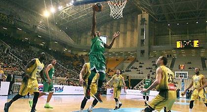 Εκτός οι Λαουάλ και Νέλσον