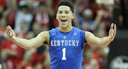 Το... παρολίγον ατύχημα της τσιρλίντερ! (video)