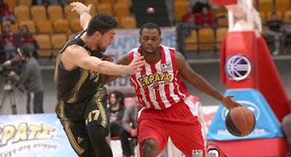 Αθηναίου: «Χτίζεται μέρα με την μέρα η ΑΕΚ»