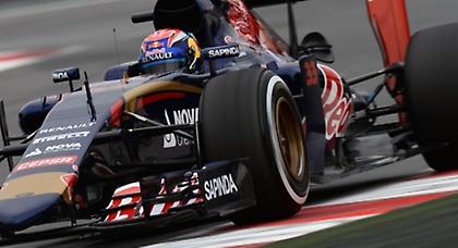 Πρώτος ο Φερστάπεν, προβλήματα για McLaren και Φέτελ