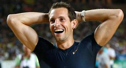 Συνεχίζει να «ίπταται»…