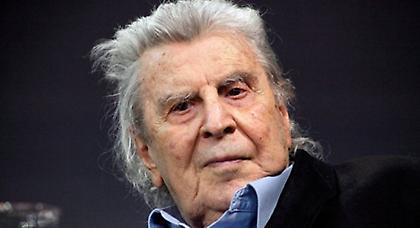 Μίκης Θεοδωράκης σε Τσίπρα: Πές «όχι» στο «Nein» του Σόιμπλε