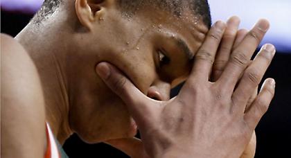 Δύσκολη βραδιά για Έλληνες