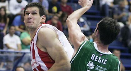 Ράντονιτς: «Μένει φέτος ο Μαριάνοβιτς»