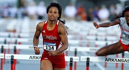 «Αέρας» η Νέλβις, «ιπτάμενη» η Σπάνοβιτς