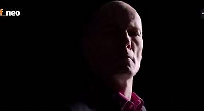 Απίστευτο γερμανικό βίντεο-παραλήρημα για Βαρουφάκη: Δείτε τι έφτιαξαν!