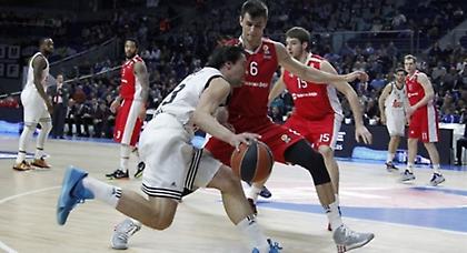 «Βασίλισσα» με τα όλα της