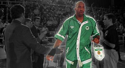 Ο Τζον Σάλεϊ και το ελικόπτερο..