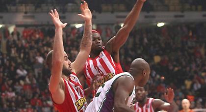 Τα τρένα εκτροχιάζονται όταν δεν προσέχουν…