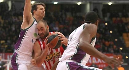 Ζοτς παραμονεύει, Σπανούλης… δεν καταλαβαίνει!