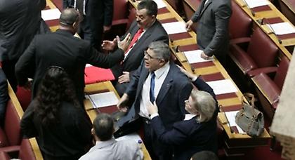 Αποφυλακίζονται οι Μιχαλολιάκος, Παππάς και Λαγός