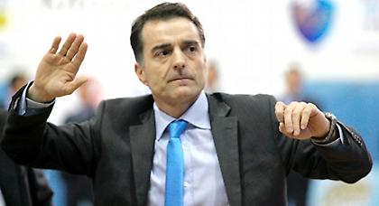 Κουστένης: «Έχει ανέβει επίπεδο η ΑΕΚ»