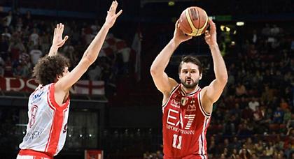 Mama… Μία Αρμάνι!