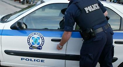 Συνελήφθη και η σύζυγος του Τσάκαλου στη Σαλαμίνα