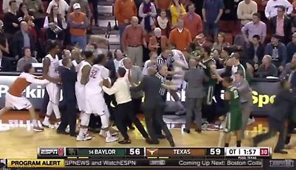 Το ξύλο βγήκε από το… κολέγιο (video)