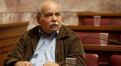 Βούτσης: Όποιος υπέγραψε την εγκύκλιο για τους μετανάστες έχει ευθύνη