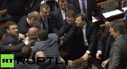 Ουκρανία: Οι διαφορές στη Βουλή θα λύνονται μέσα σε... ρινγκ