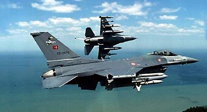 Τουρκικό μαχητικό πάνω από το Φαρμακονήσι