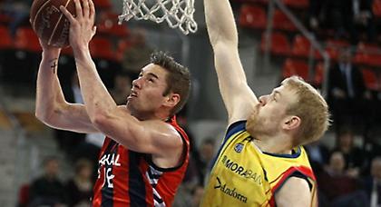 «Περίπατος» για Λαμποράλ, καλός ο Μπόγρης