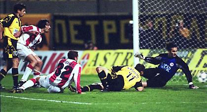 Σαν σήμερα ο τελευταίος προημιτελικός ΑΕΚ-ΟΣΦΠ (video)